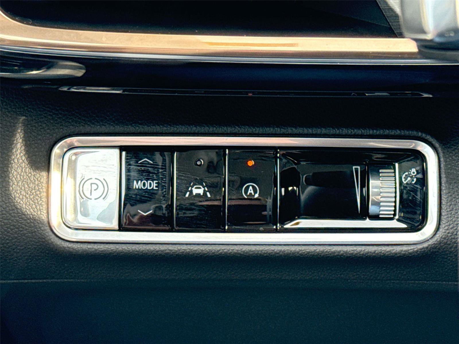 Used 2024 Buick Envision Avenir image 33