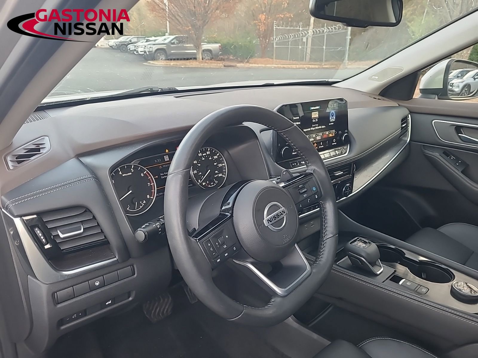 Used 2021 Nissan Rogue SL w/ Premium Package image 32