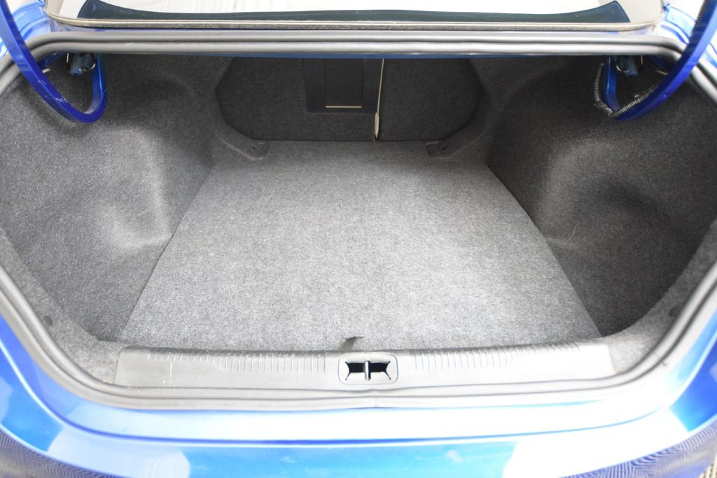 Used 2015 Chrysler 200 Limited image 19