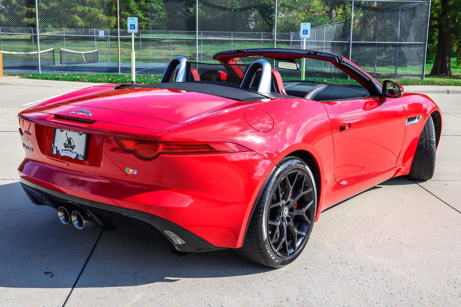 Used 2014 Jaguar F-TYPE S image 18