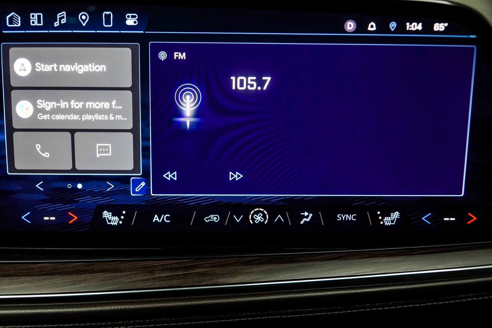 Used 2025 Chevrolet Suburban LT AWD/4WD image 27