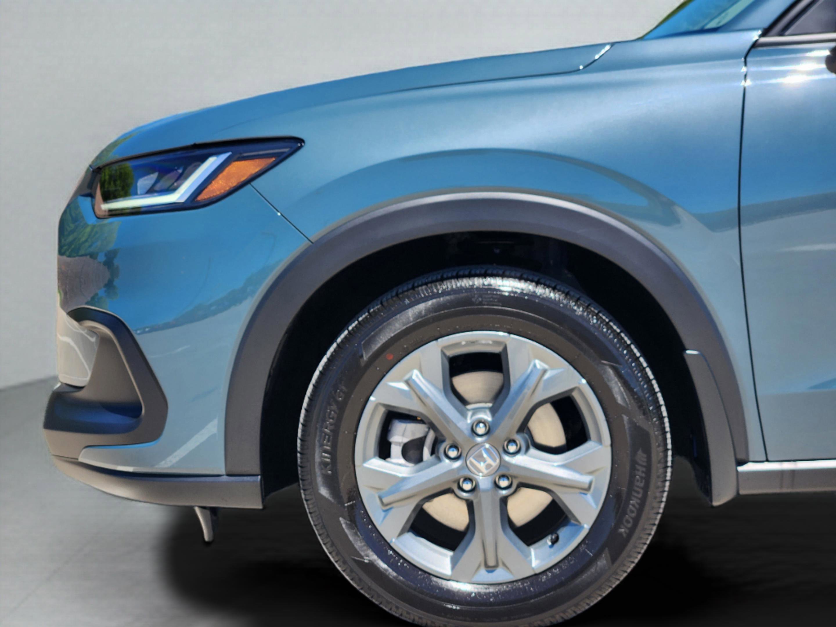 Certified 2026 Honda HR-V LX image 10