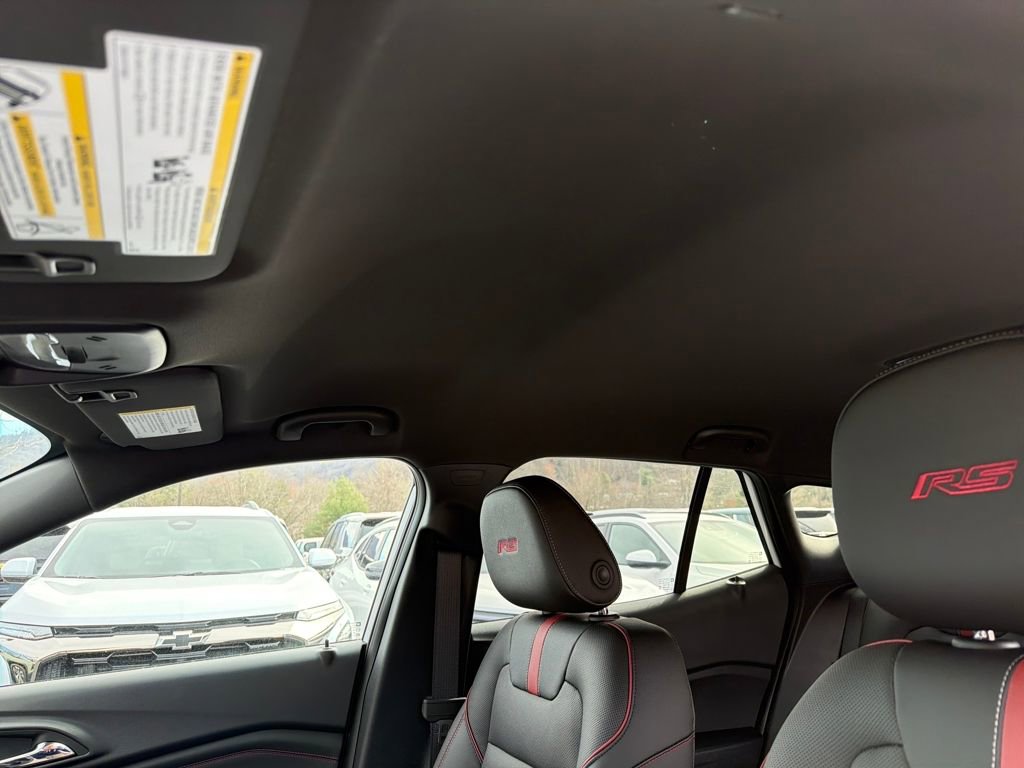 New 2025 Chevrolet Trax RS w/ Driver Confidence Package image 21