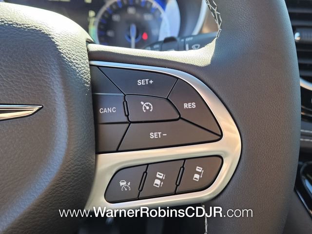 New 2026 Chrysler Pacifica Select image 28