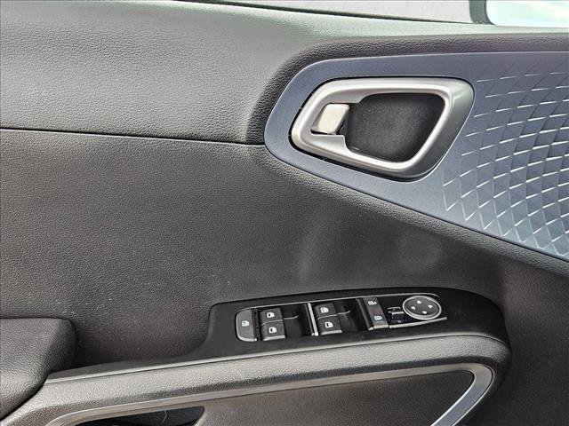Used 2024 Kia Soul EX FWD image 26
