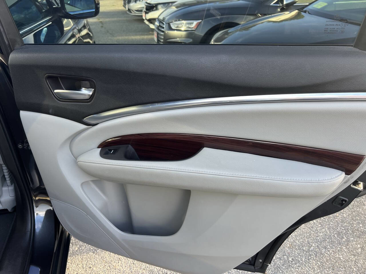 Used 2016 Acura MDX SH AWD w/Tech 4dr SUV w/Techno image 14