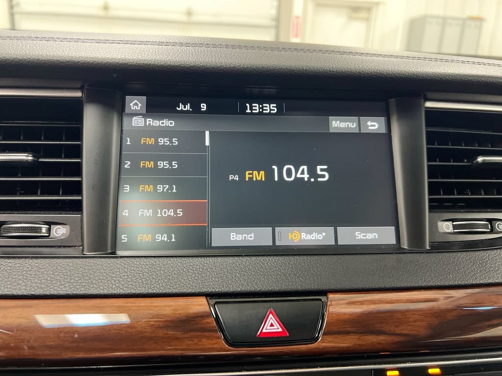 Used 2019 Kia Cadenza Technology FWD image 14