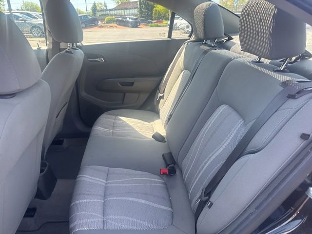 Certified 2020 Chevrolet Sonic LT w/ Convenience Package FWD image 10