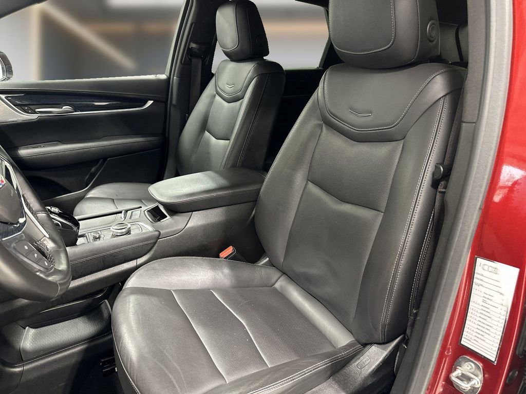 Used 2024 Cadillac XT5 Premium Luxury image 7
