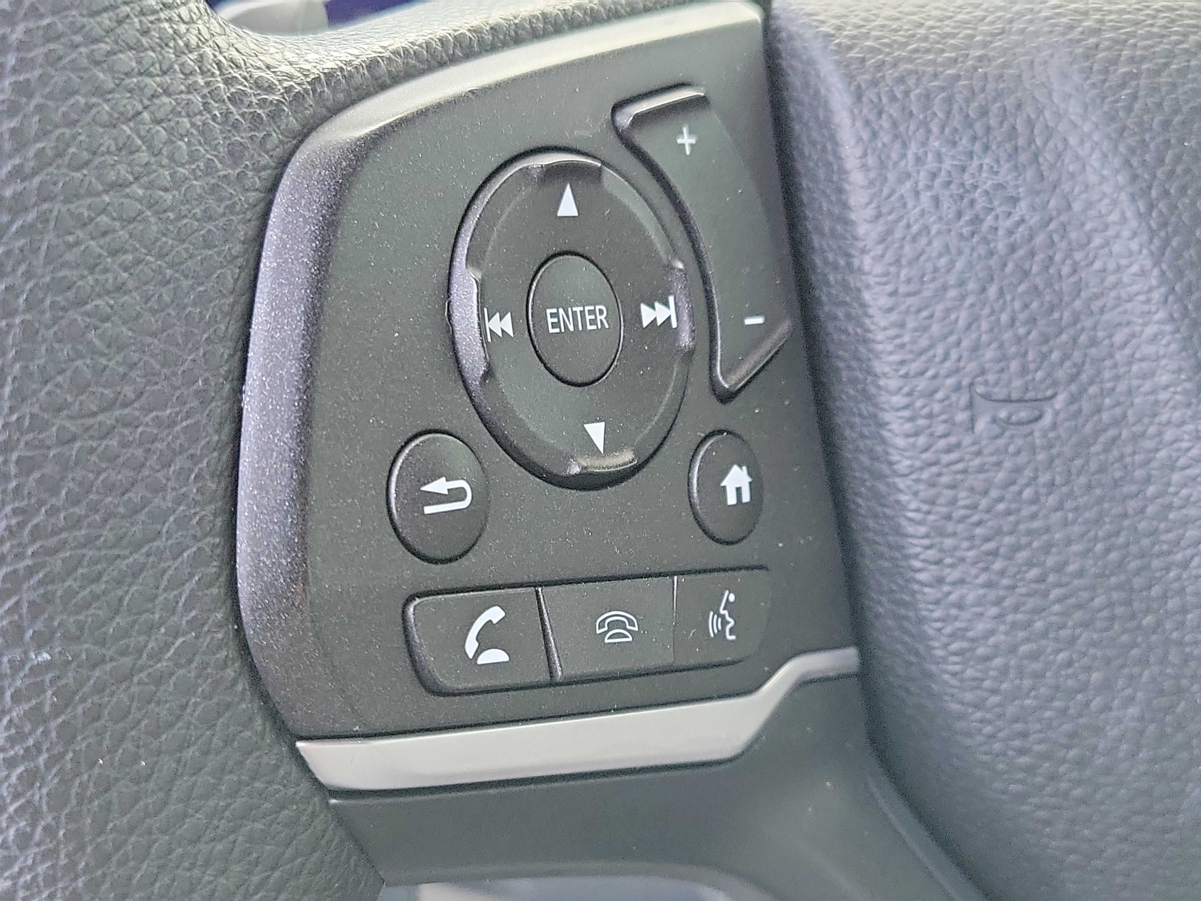 Used 2021 Honda Pilot EX image 26