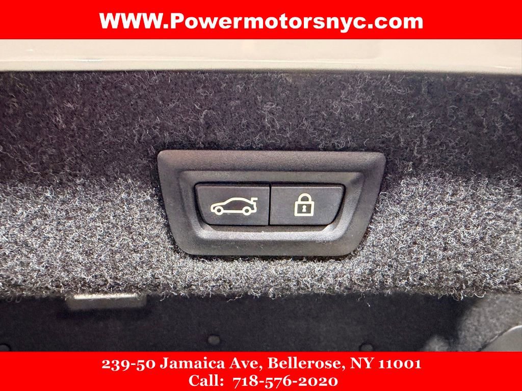 Used 2020 BMW 530i xDrive w/ Convenience Package image 10