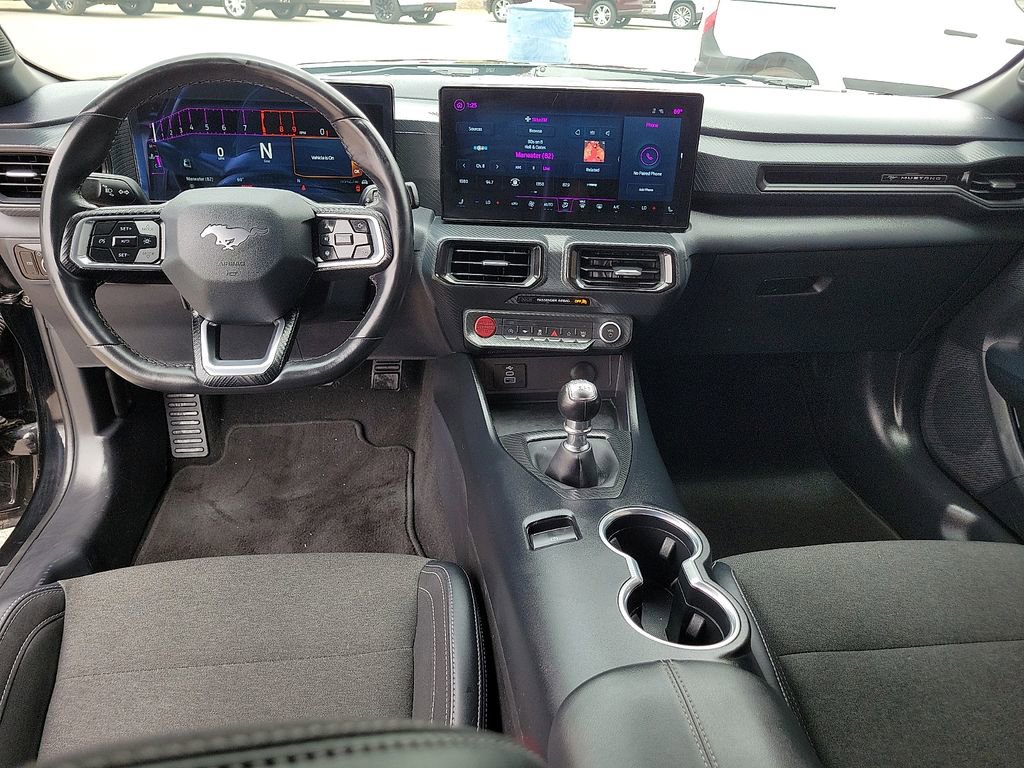 Used 2024 Ford Mustang GT RWD image 17