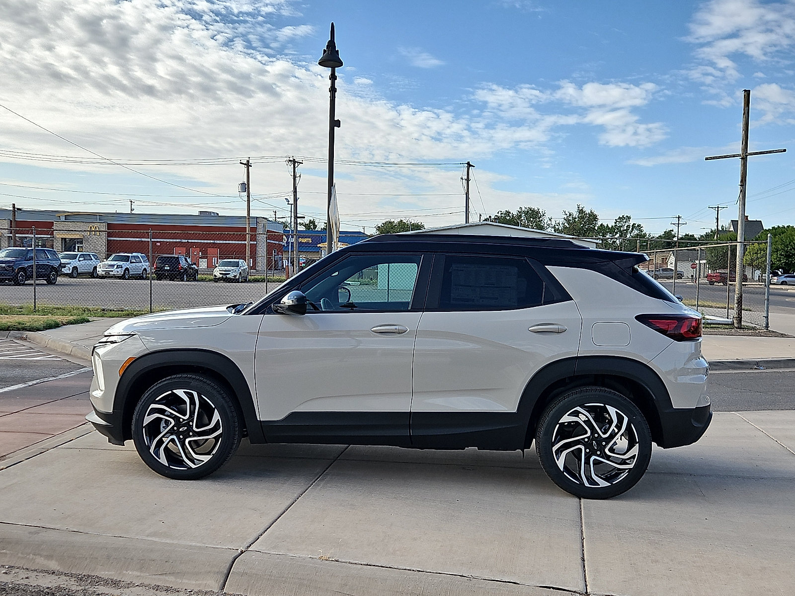 New 2026 Chevrolet TrailBlazer RS w/ Convenience Package FWD image 2
