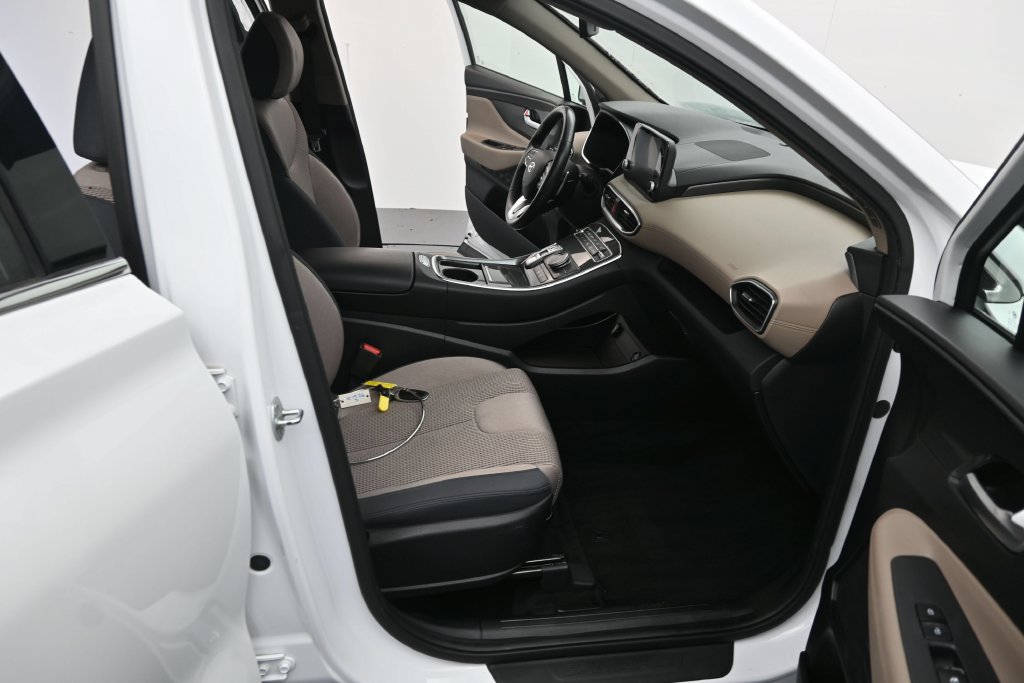 Used 2021 Hyundai Santa Fe SEL w/ Convenience Package FWD image 22