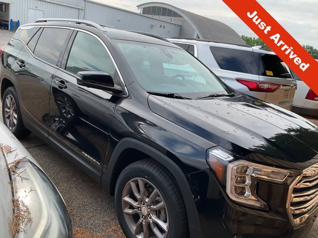 Used 2023 GMC Terrain SLT w/ Tech Package AWD/4WD image 1