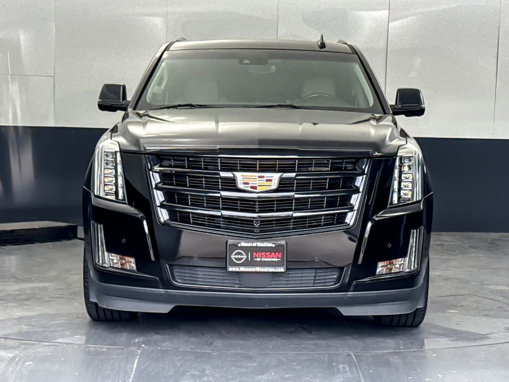 Used 2019 Cadillac Escalade Premium Luxury AWD/4WD image 8