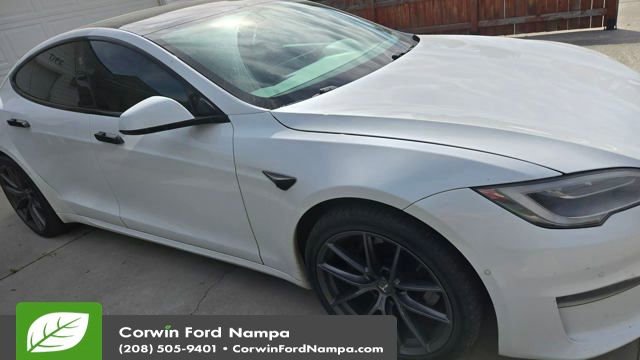 Used 2021 Tesla Model S Plaid image 18