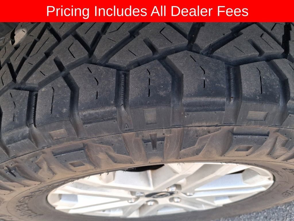 Used 2023 Toyota Tundra SR5 w/ SR5 Premium Package AWD/4WD image 5