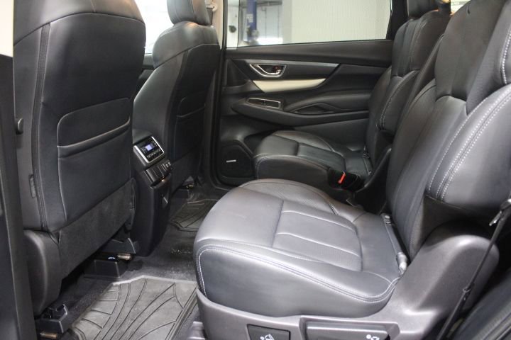 Used 2022 Subaru Ascent Limited w/ Technology Package image 25