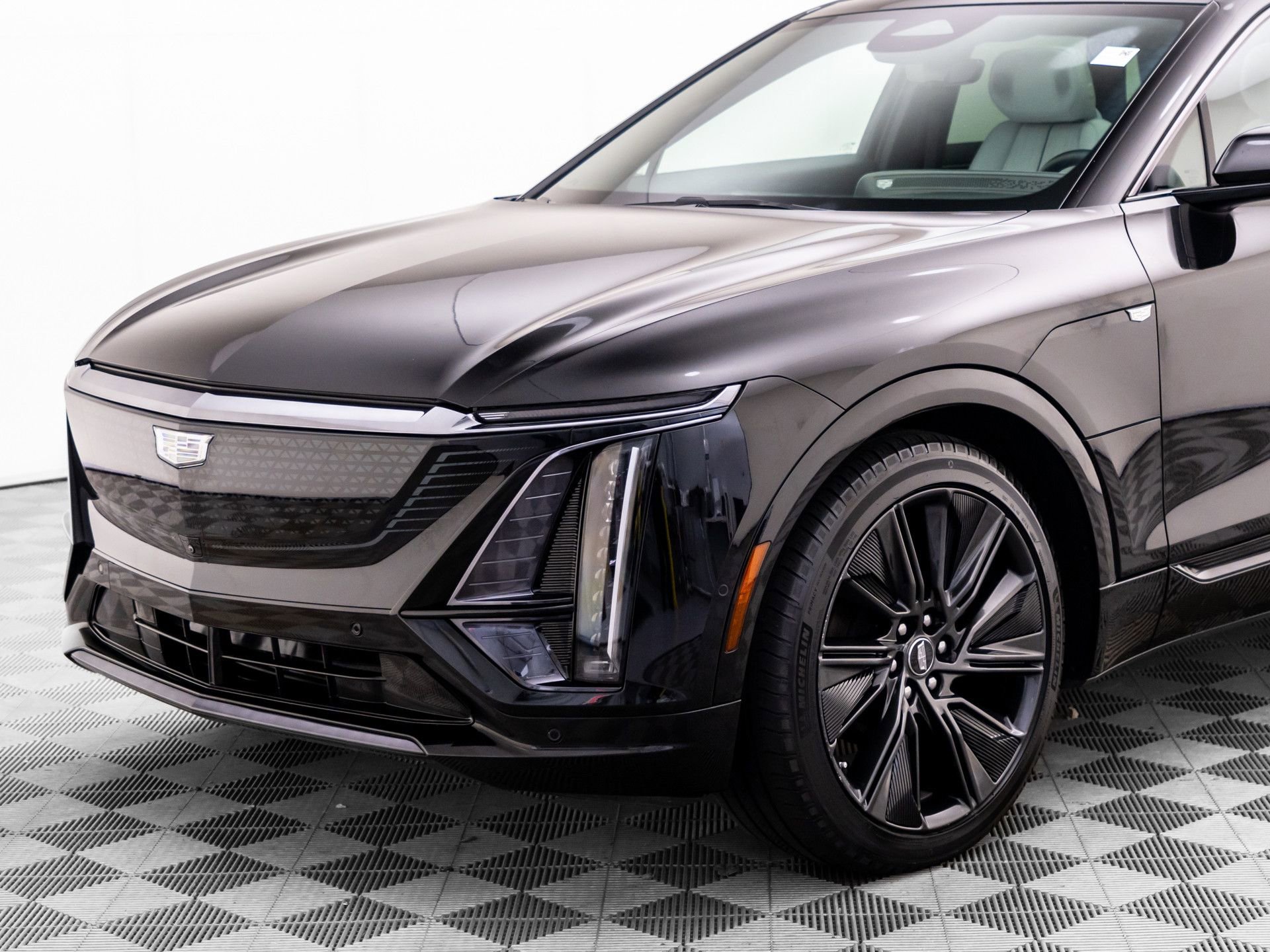 Certified 2024 Cadillac Lyriq Sport image 41