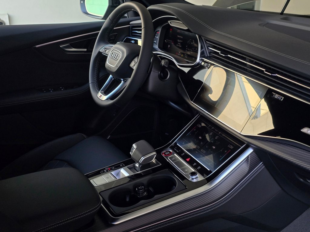 New 2026 Audi SQ8 Premium Plus AWD/4WD image 27