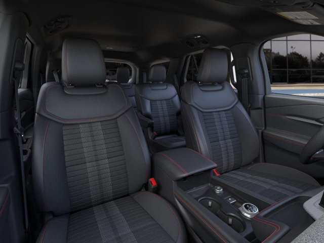 New 2026 Ford Explorer ST-Line w/ ST-Line Street Pack image 10