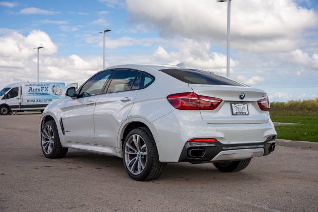 Used 2017 BMW X6 xDrive40i w/ Premium Package Enhanced AWD/4WD image 5