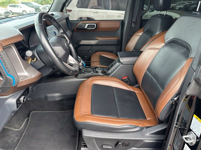 Used 2023 Ford Bronco Outer Banks AWD/4WD image 14
