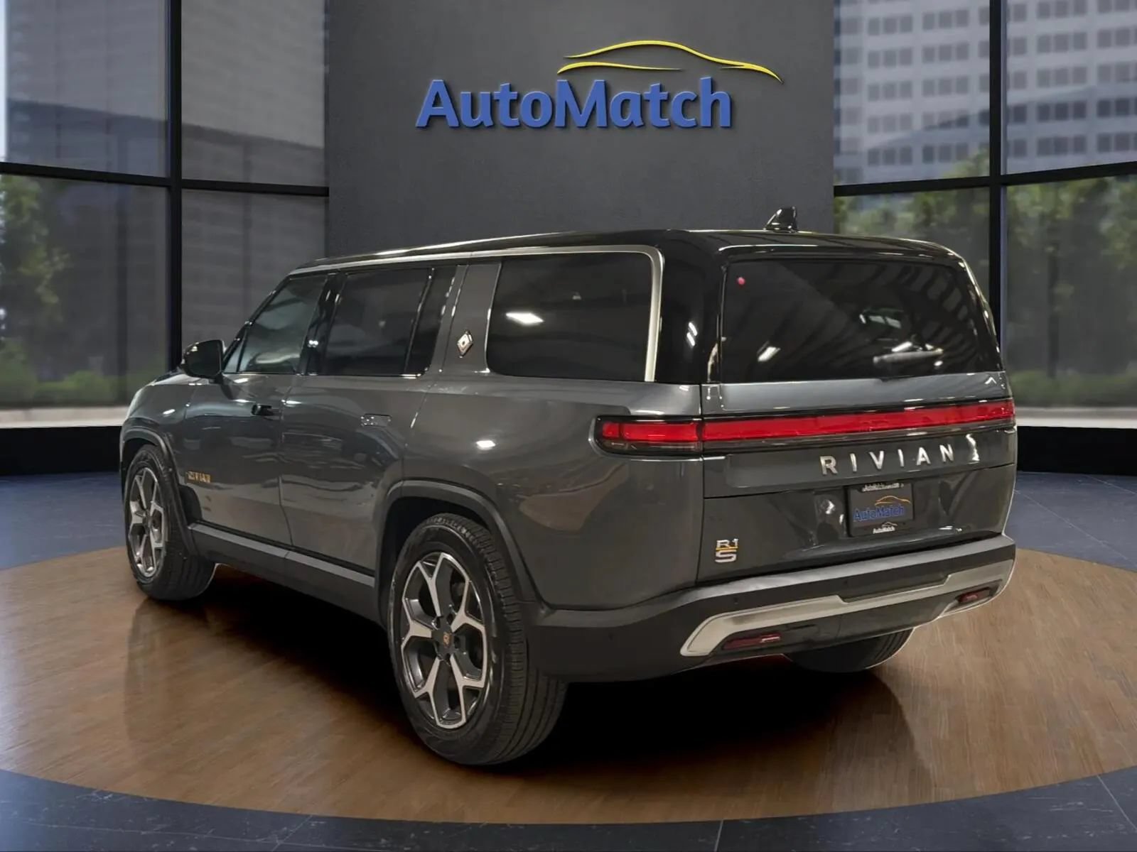 Used 2022 Rivian R1S Launch Edition Quad AWD/4WD image 8