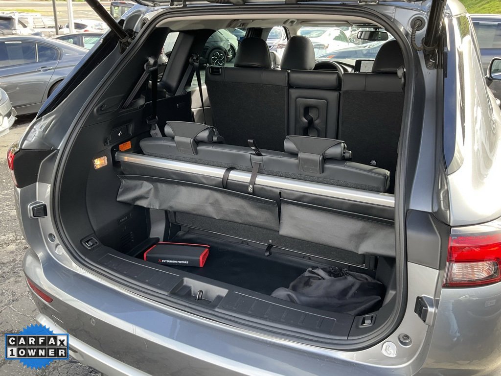 Used 2023 Mitsubishi Outlander SE image 9