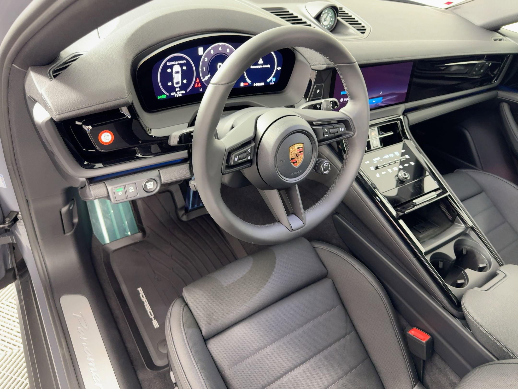 New 2026 Porsche Panamera 4 AWD/4WD image 4