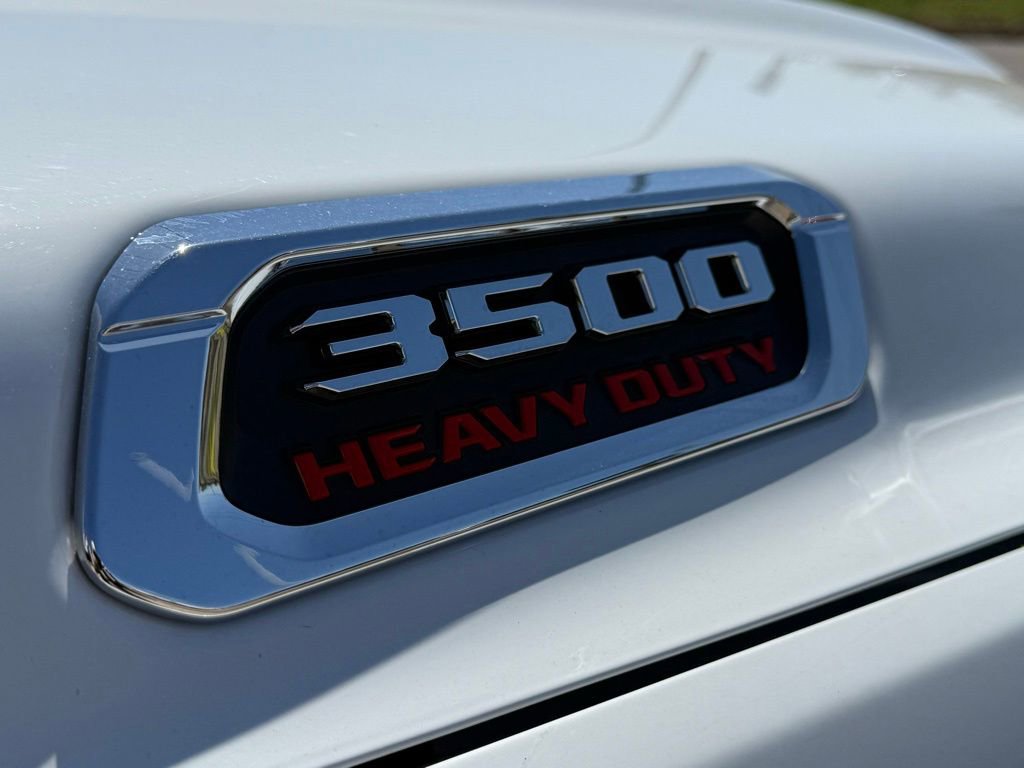 Used 2024 RAM 3500 Tradesman w/ Chrome Appearance Group image 19