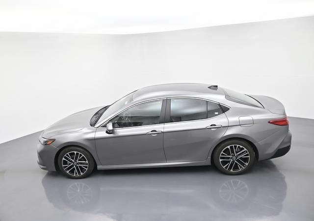 New 2025 Toyota Camry XLE w/ Premium Plus Package FWD image 21