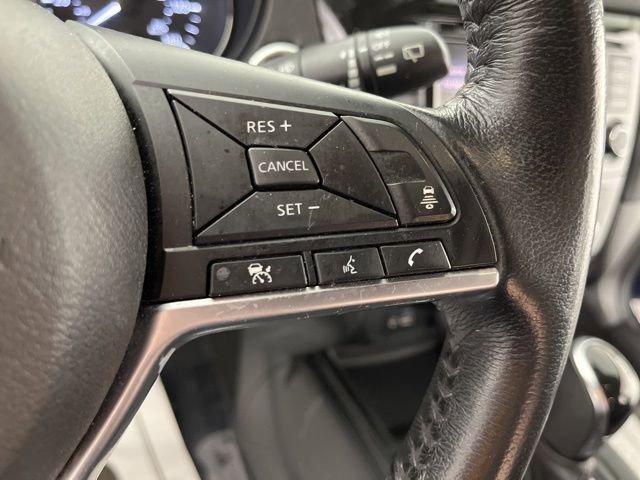 Used 2018 Nissan Rogue SL image 21