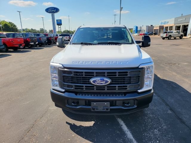 New 2023 Ford F250 XL RWD image 2