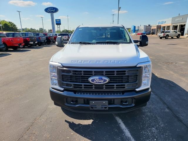 New 2023 Ford F250 XL RWD image 2