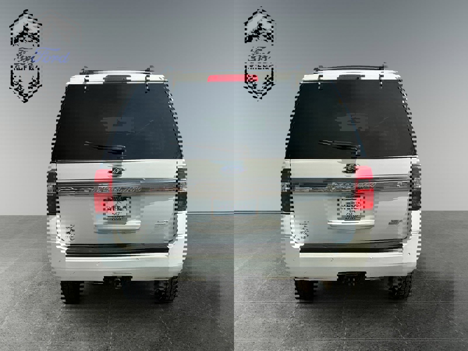 Used 2017 Ford Expedition EL XLT w/ Equipment Group 202A image 4