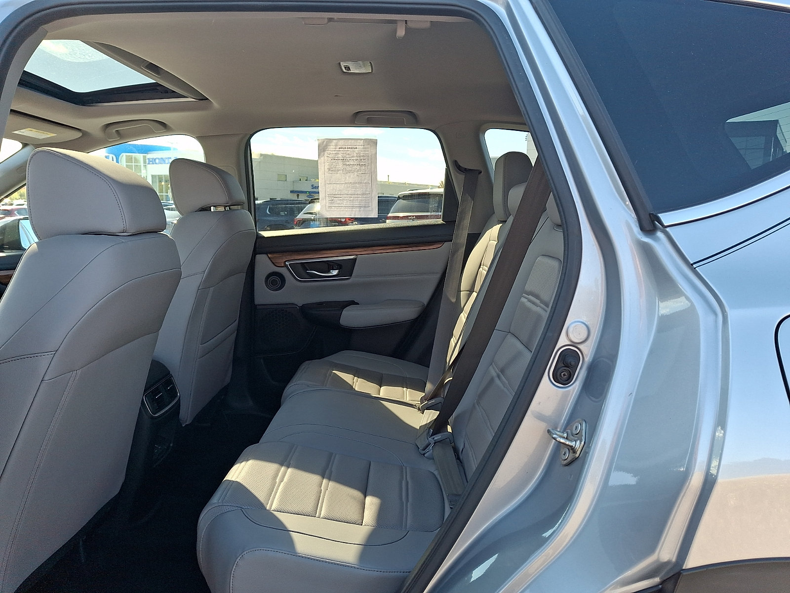 Used 2017 Honda CR-V Touring image 11