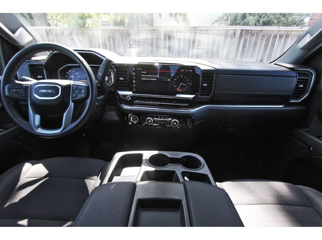 Used 2024 GMC Sierra 1500 Elevation RWD image 10