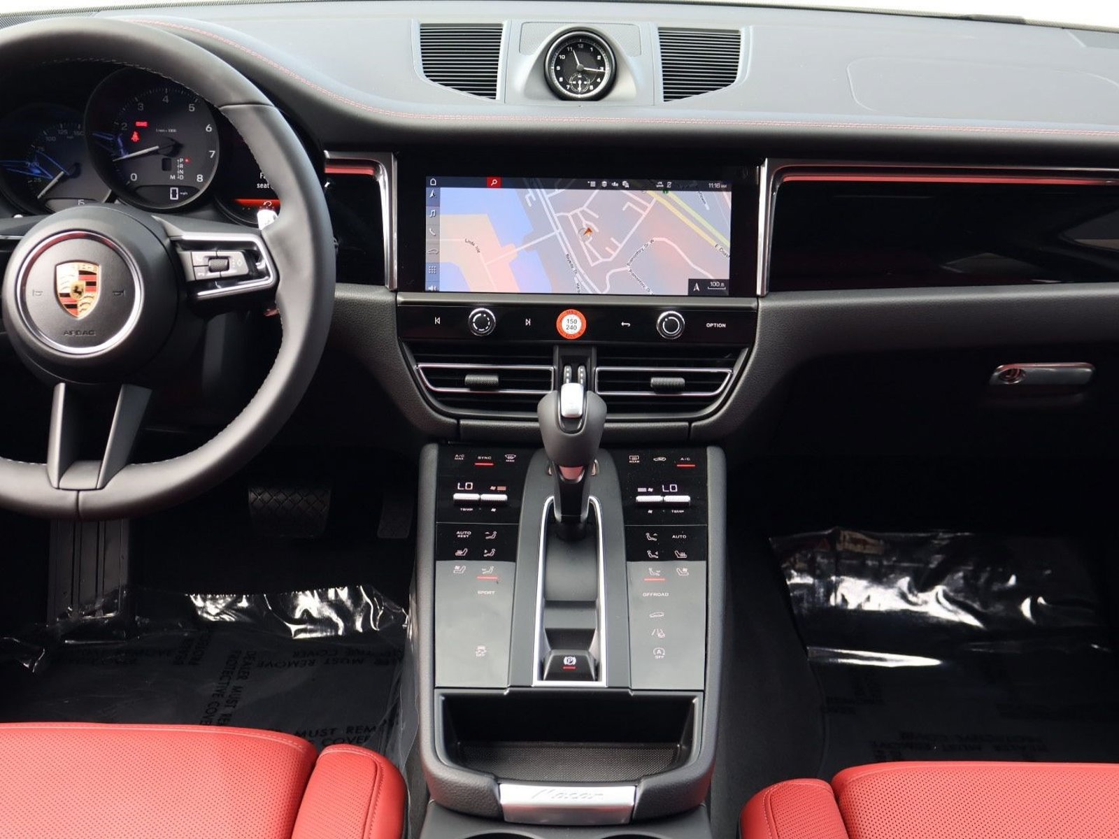 New 2026 Porsche Macan AWD/4WD image 20