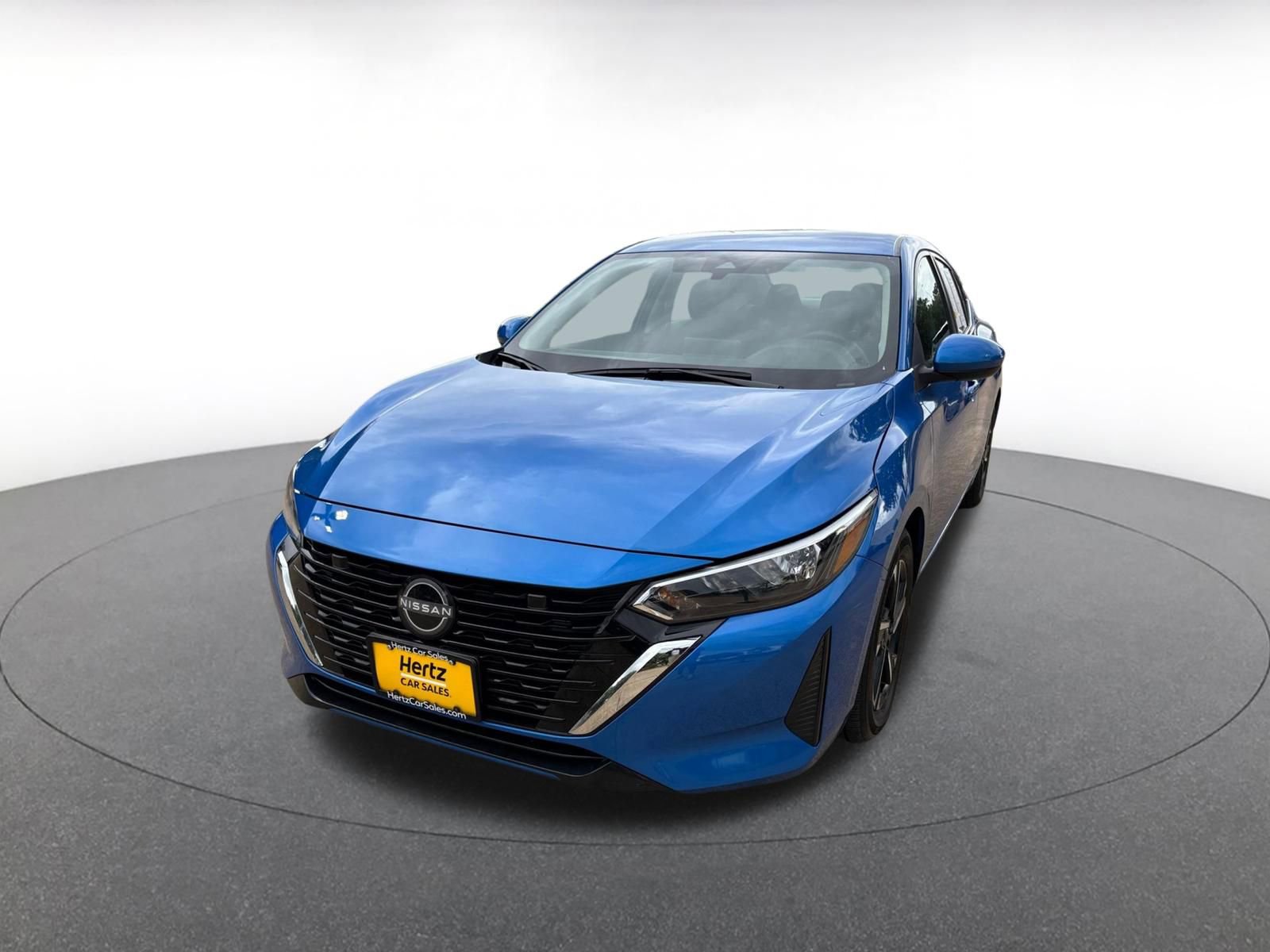 Used 2025 Nissan Sentra SV image 4