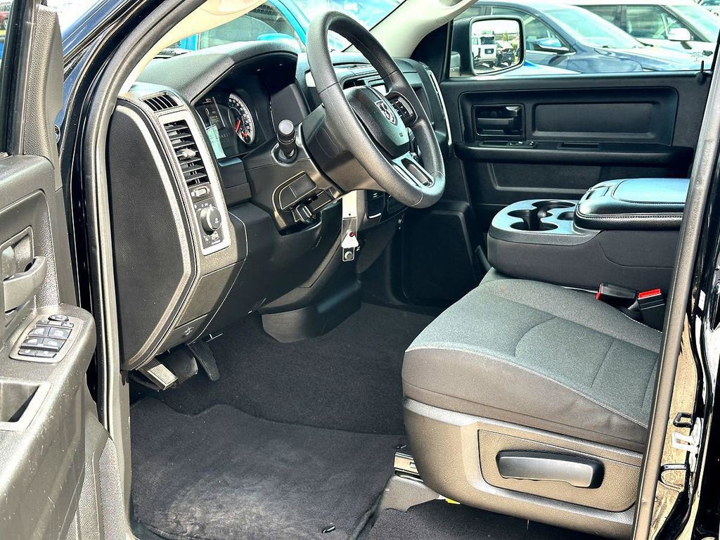 Used 2022 RAM 1500 Tradesman w/ Tradesman SXT Package image 12