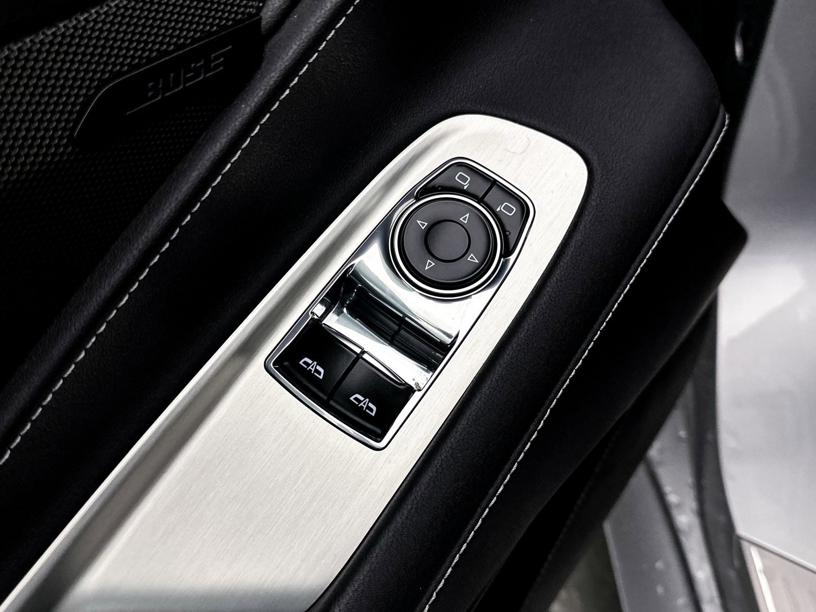 Used 2020 Chevrolet Corvette Stingray Coupe w/ 1LT image 17