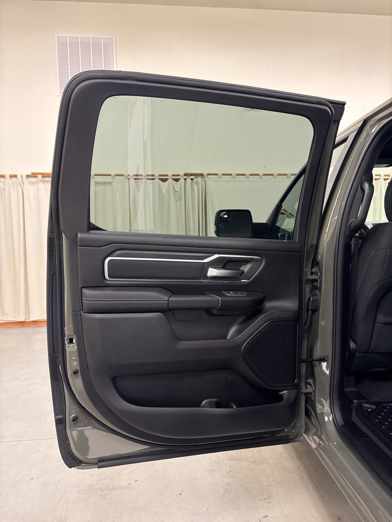 New 2026 RAM 1500 Big Horn/Lone Star image 25