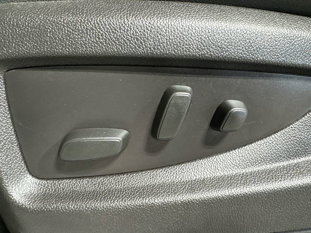 Used 2017 Chevrolet Silverado 1500 LTZ Z71 w/ LTZ Plus Package image 19