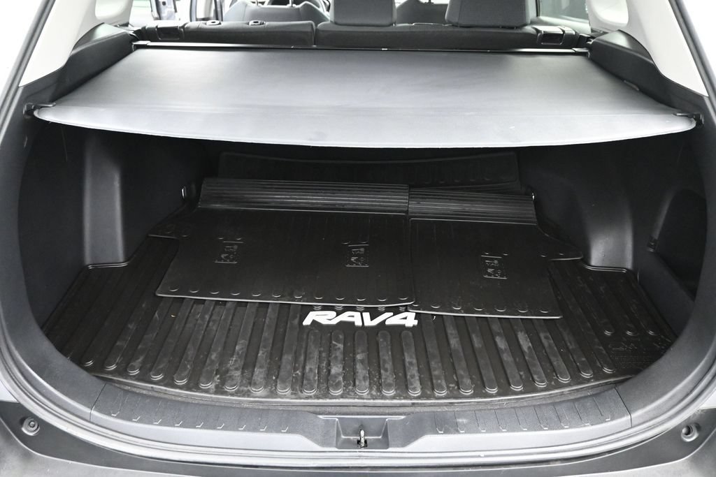 Used 2020 Toyota RAV4 LE w/ All Weather Liner Package AWD/4WD image 14