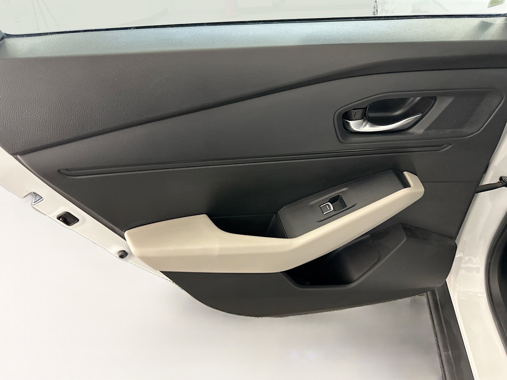 Used 2024 Honda Accord EX image 27