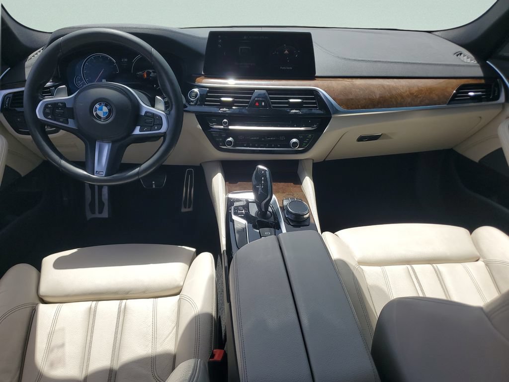Used 2018 BMW 540i RWD image 11