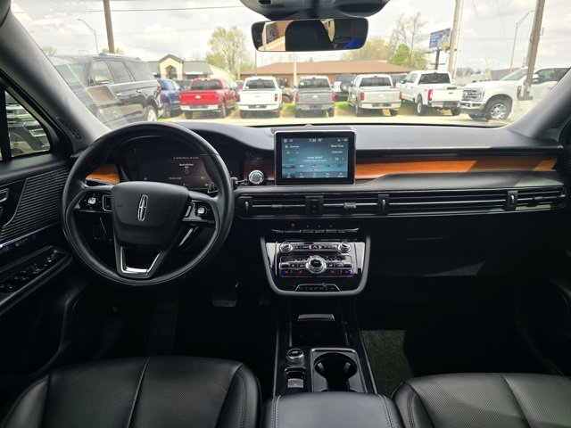 Used 2022 Lincoln Corsair Reserve image 15