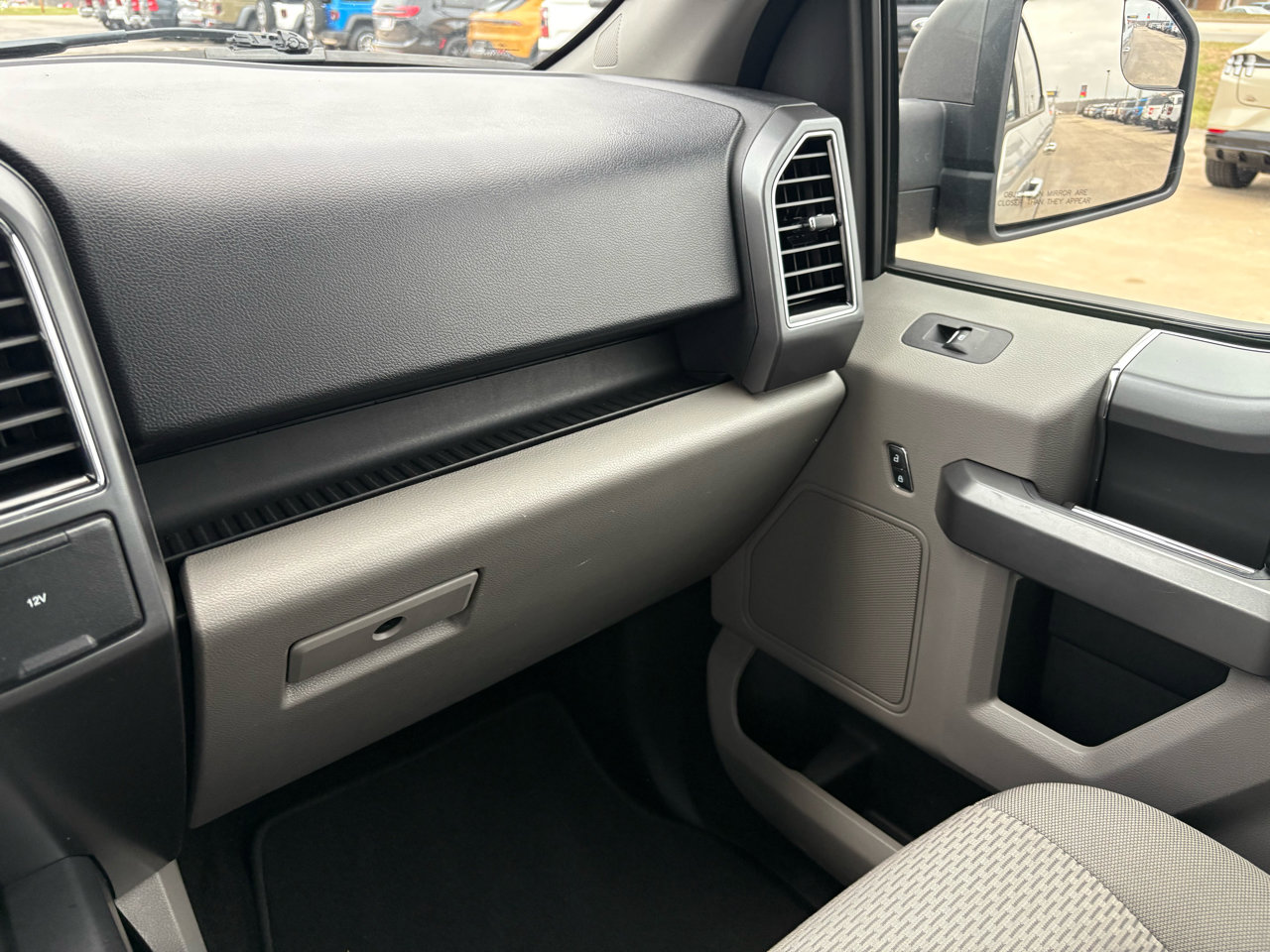 Used 2018 Ford F150 XLT w/ Equipment Group 302A Luxury image 24